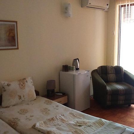 Guest House Pri Valyo Primorsko Extérieur photo